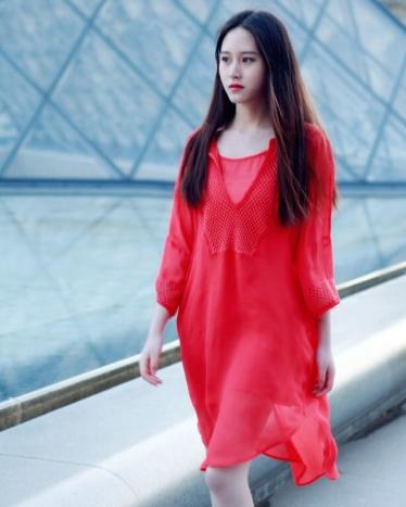 最美学生会主席陈子湄背景微博男友资料 素颜