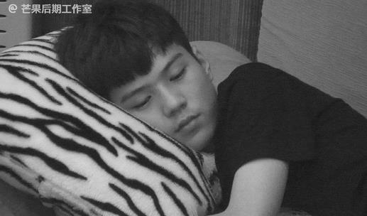 ... 忧郁美男杨桐为何要寻死自杀? 曝杨桐近照微博qq群号