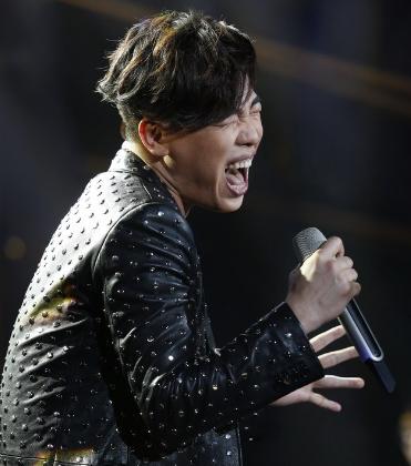 我是歌手第三季直播:陈洁仪遗憾垫底舞台女王