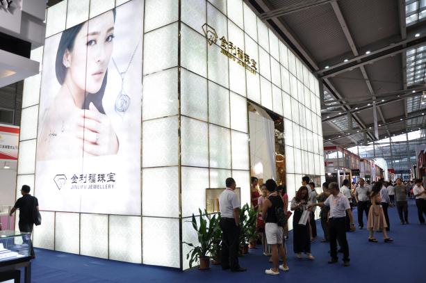 从金利福珠宝看中国珠宝行业的十年风云