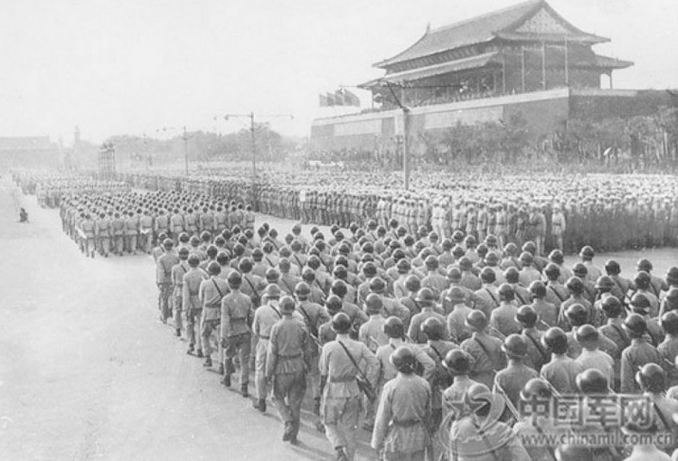 建国后历届国庆阅兵式:1959年林彪唯一一次任阅兵首长