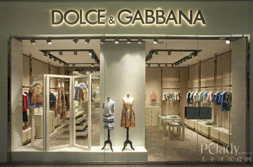 妈妈们有福了 Dolce&Gabbana 童装精品店亮