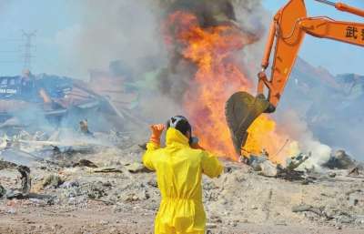 天津爆炸事故遇难人数升至123人仍有50人失联