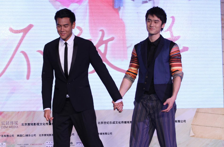 《分手合约》造势 彭于晏蒋劲夫扮