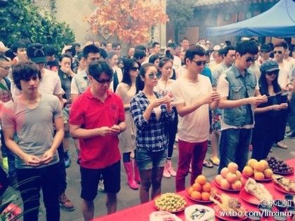林心如新片开拍 男主是十三爷袁弘(图)