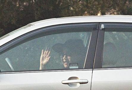 揭秘徐小凤发家路：老妈支招 省吃俭用买楼买金(图)