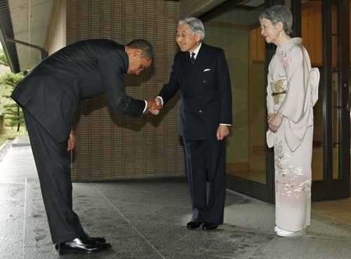 美媒:日本对美不再恭敬 奥巴马刚走就挨日一击