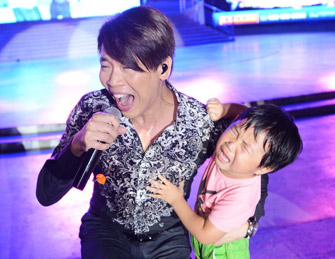 一周精选：陶喆献唱吓哭小孩