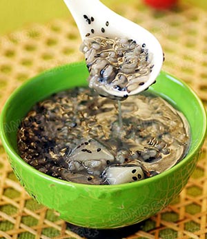 8,山药黑芝麻粥