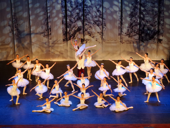 北京天爱艺术培训(CISCA)学生倾情演出芭蕾舞