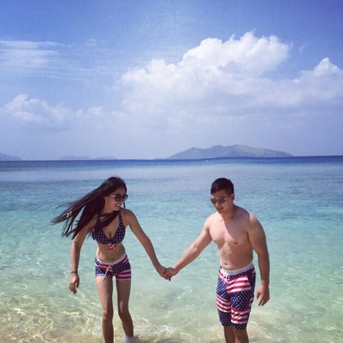 陈一冰夫妇海岛度蜜月 温馨甜蜜享天伦之乐