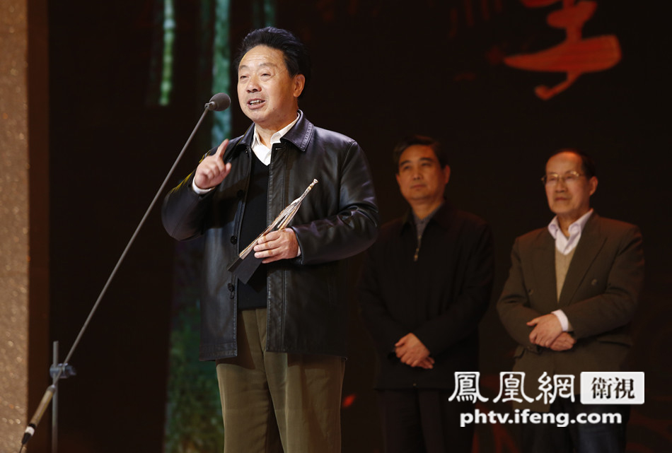 李豆罗获颁“2014中华文化人物”