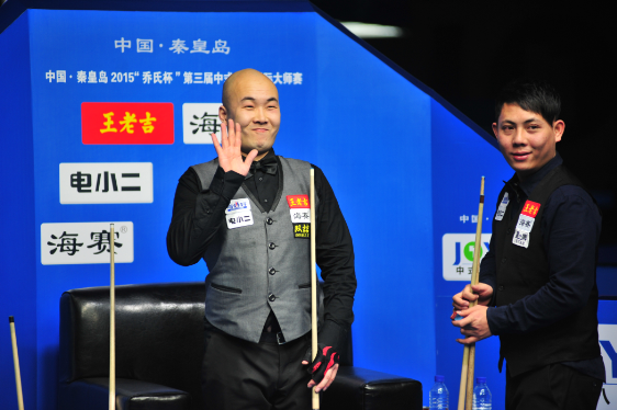 杨帆献9炸清13-9战胜郑宇伯 夺第三届大师赛冠军|杨帆| 郑宇伯_凤凰体育