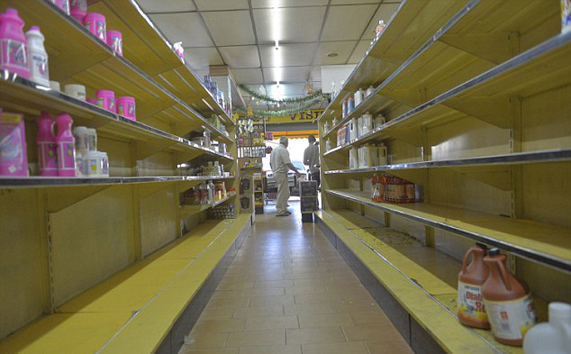 内瑞拉商品短缺催生新行业:替人排队月赚500元