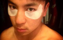 释小龙裸身自拍