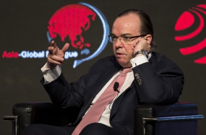 汇丰总裁被曝瑞士开户存500万英镑 回应:已交