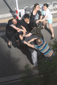 航运板块涨3.26% 东方航空、南方航空拉涨|航