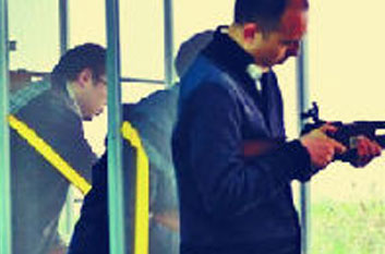 北京小伙射击场开枪打中自己 当场身亡