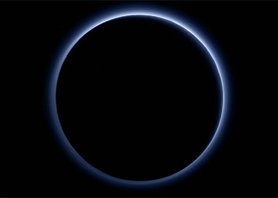 冥王星上有“蓝天”