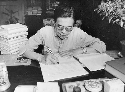 俄语 翻译家草婴逝世 享年93岁 曾译《战争与和