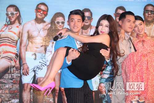 网络电影《海滩救援队》首映李雨阳张颖再现贴