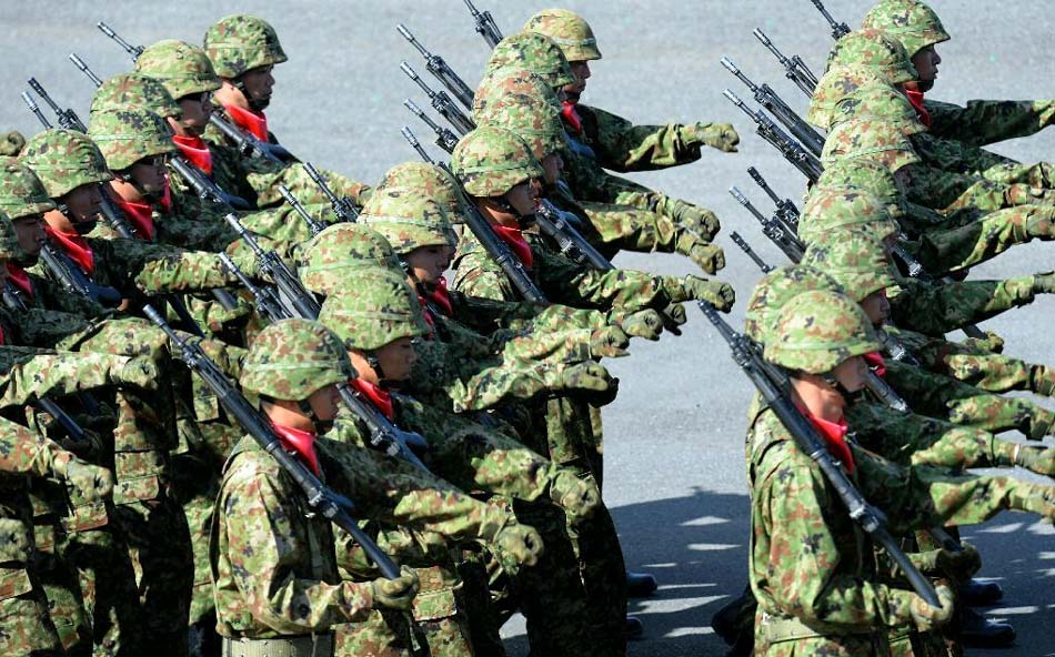 日本自卫队阅兵式现场