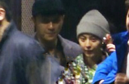 范冰冰就这样素颜和李晨吃火锅去了……