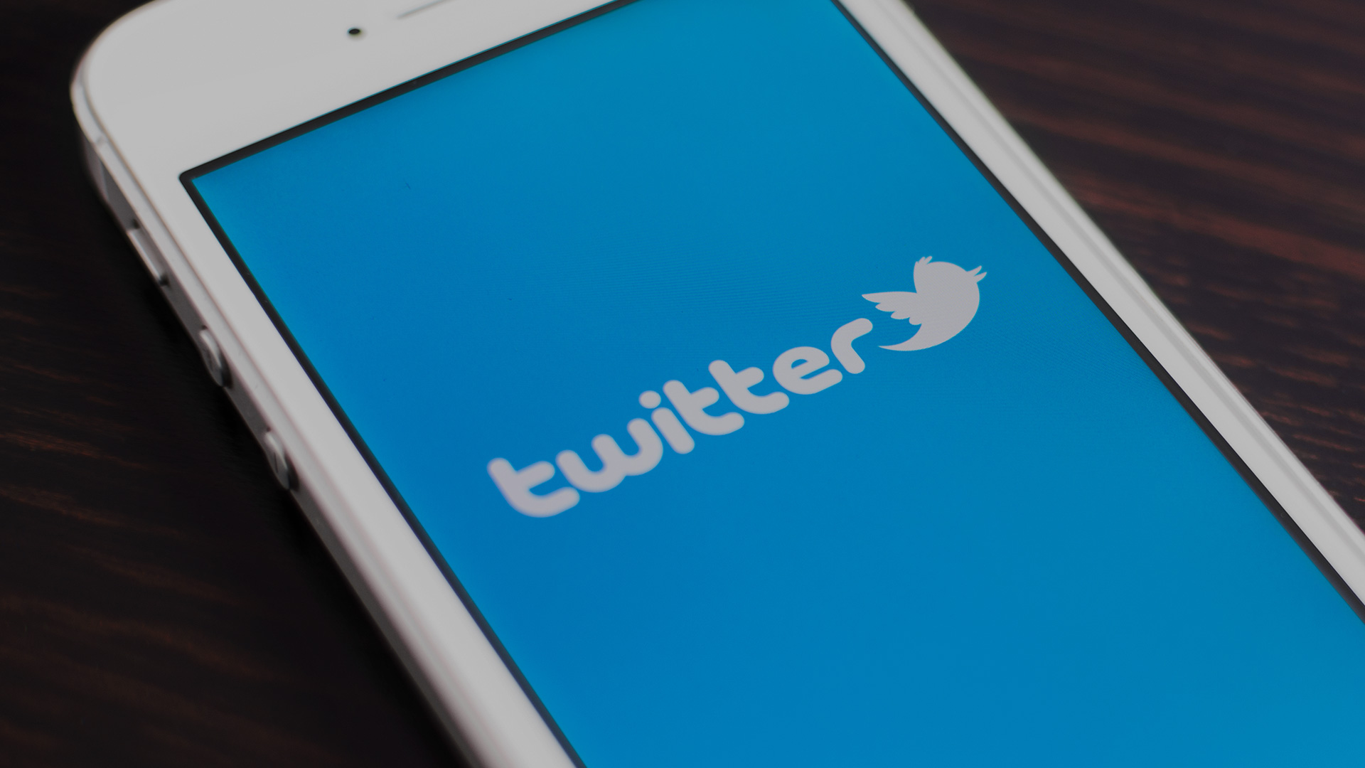 Twitter网站和移动应用发生全球性宕机 目前已修复|Twitter|宕机_凤凰科技