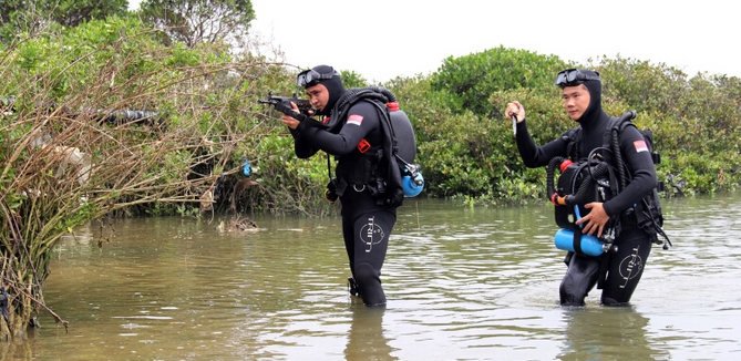 国崛起要提防小国 不能轻言让步|凤凰军机处_凤