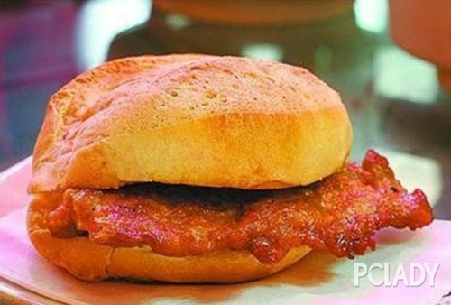 深度游:跟着排行榜吃遍澳门特色美食_凤凰广州