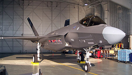 凤凰军评:汉和再曝无良言论 歼31真的卖不出去