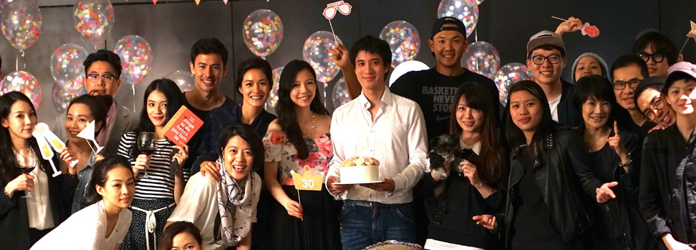 王力宏为妻办30岁生日趴 老婆挺孕肚见客

