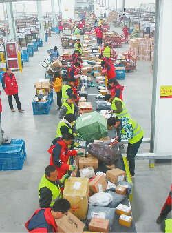 夜探双11后的济南快递:全是包裹!包裹!包裹!