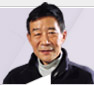 李雪健