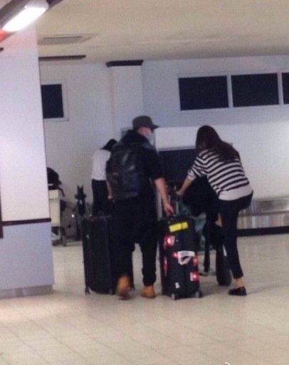 陈赫微博承认已与许婧离婚 分析劈腿张子萱是