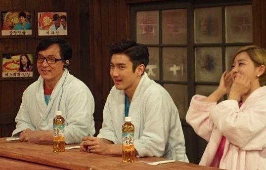 成龙加盟韩国综艺节目 自曝曾交过韩国女友(图)