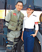 吴启华自曝娇妻爱购物 欧洲血拼花光新剧酬劳(图)