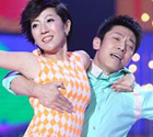 撒贝宁携亲妹妹登央视
