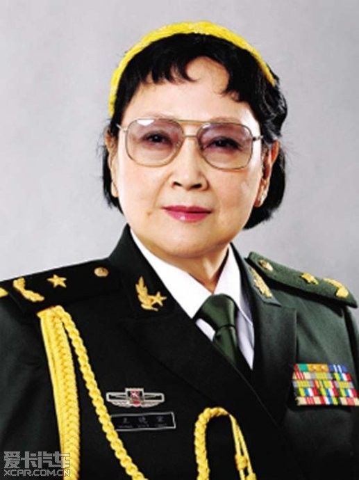 著名表演艺术家王晓棠风采照