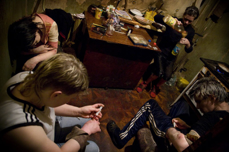 十年吸毒史:不归路上的吸毒夫妻