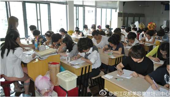 杭州化妆培训学校花都职业技能鉴定人数再创新