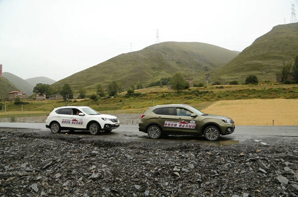 跑马溜溜 传祺双雄 共谱康定情歌!-广汽传祺众