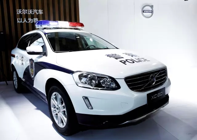 沃尔沃XC60正式列装公安系统执法用车-宜兴东