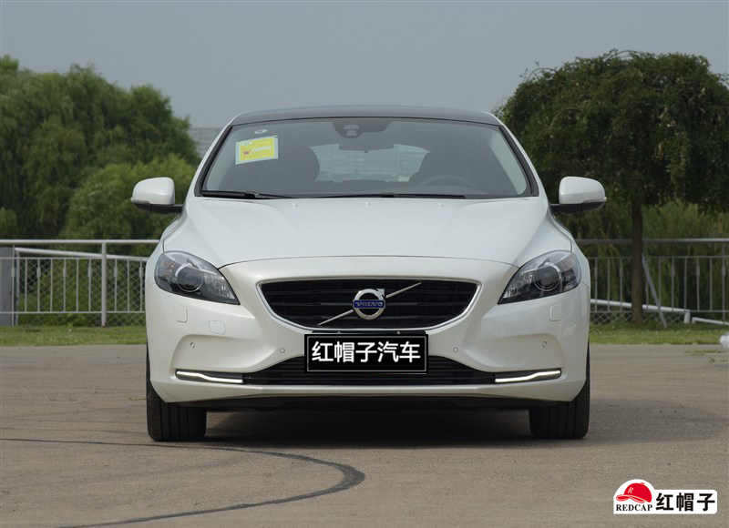 沃尔沃V40哪里有优惠 红帽子直降4万元-红帽子