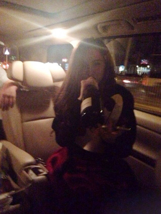 24岁富二代美女当川足老总