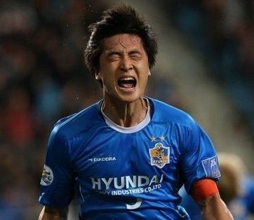 韩国中后卫畅销亚洲 中超4队哄抢韩国家队队长