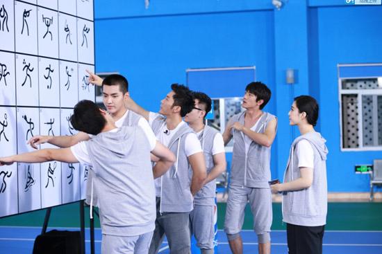 挑战者联盟最新一期: 范爷下跪李晨心疼  吴亦凡