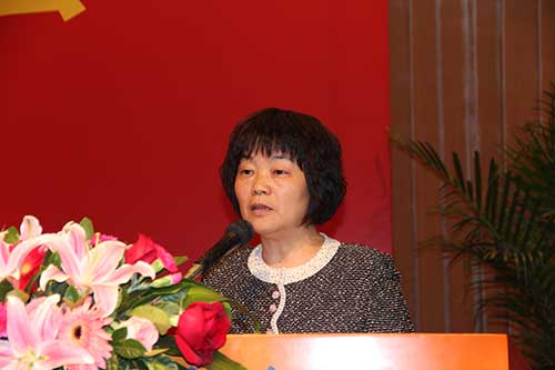 北京菜市口百货股份有限公司总经理王春利作报告