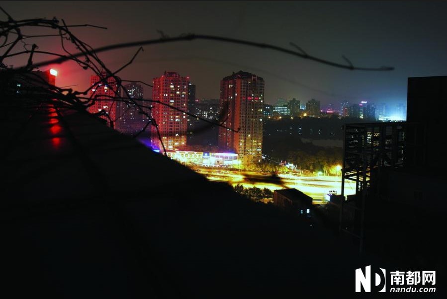 华西村人均收入_人均300套(2)