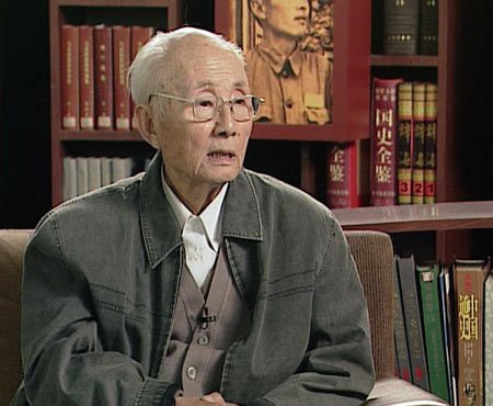 《闪闪的红星》导演李俊因病逝世享年91岁